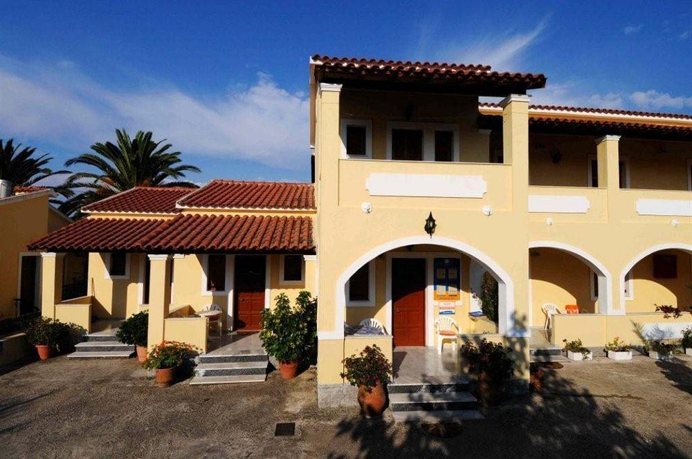 Feeloxenia Corfu Apartments 阿查拉维 外观 照片