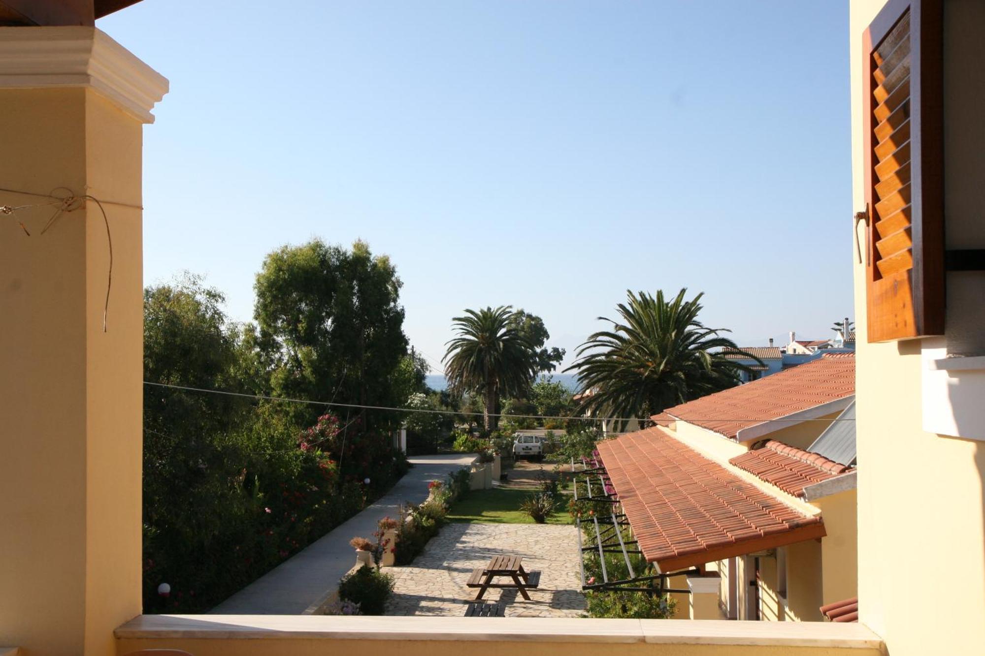 Feeloxenia Corfu Apartments 阿查拉维 外观 照片