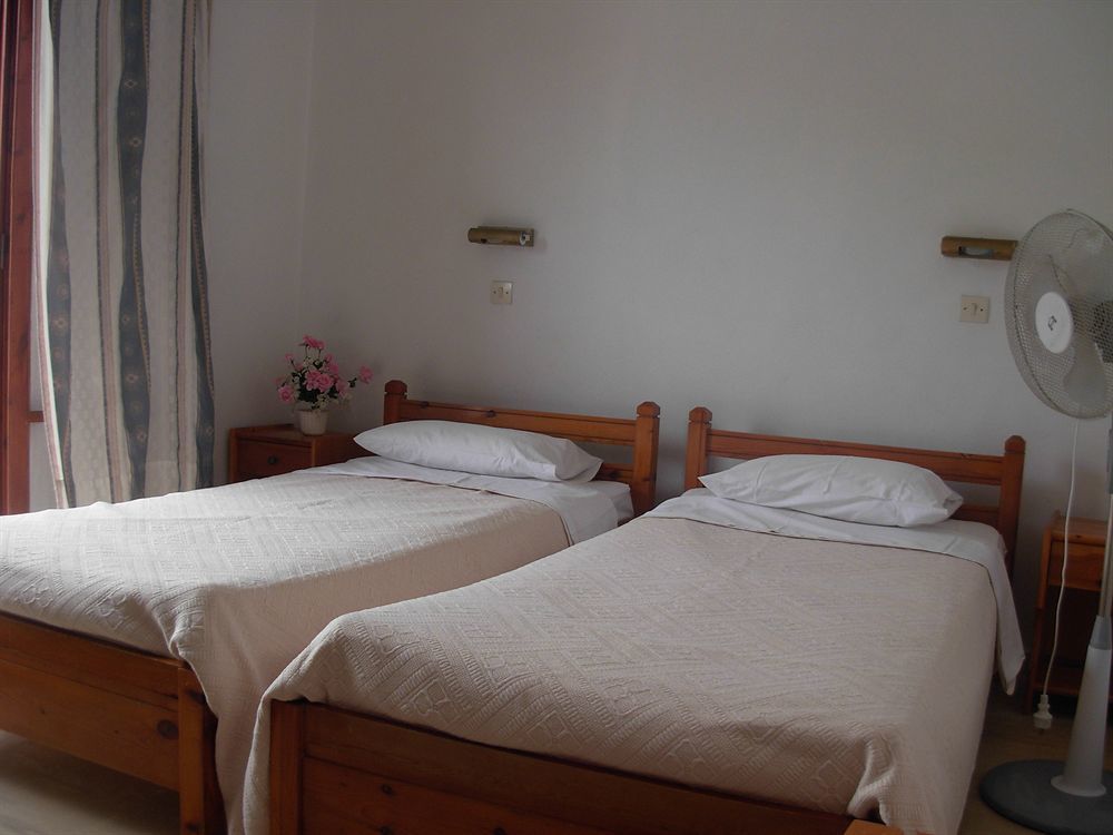 Feeloxenia Corfu Apartments 阿查拉维 外观 照片